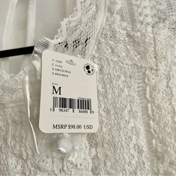 Free People- Tea Party sheer lace crop tank top in Ivory- medium - Picture 10 of 12